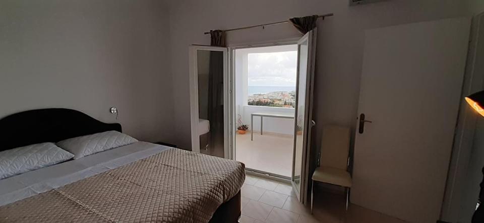 Thea Apartment Agia Marina  Exterior photo