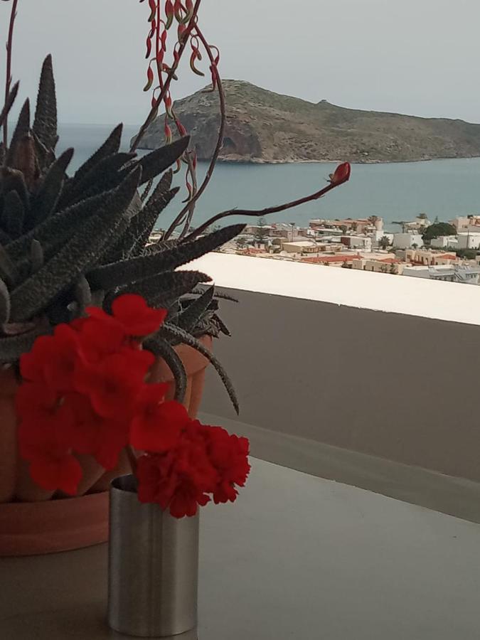 Thea Apartment Agia Marina  Exterior photo